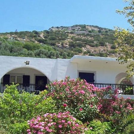 Georgia Studios Fourni Ikarias Bagian luar foto