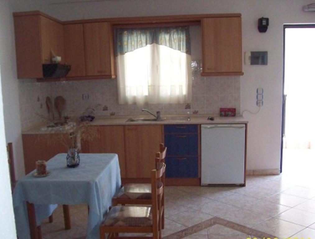 Georgia Studios Fourni Ikarias Bagian luar foto
