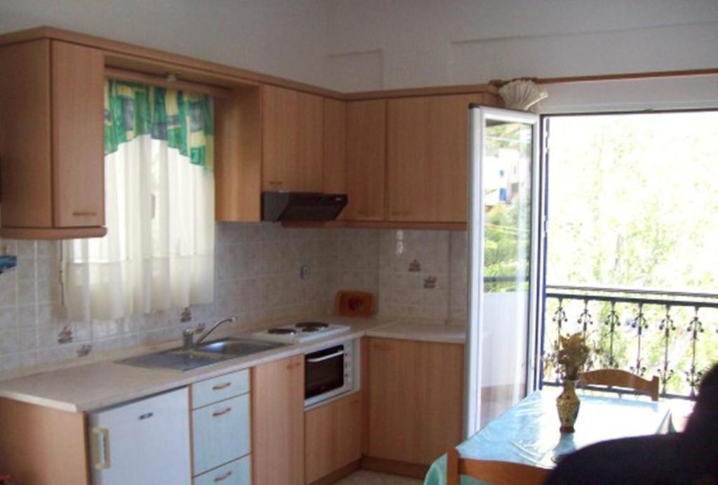 Georgia Studios Fourni Ikarias Ruang foto
